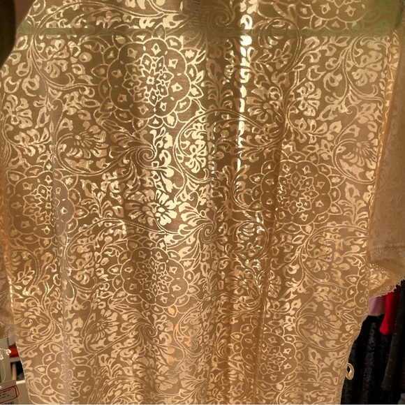 In Bloom by Jonquil beautiful sheer robe. NWT - Picture 10 of 10